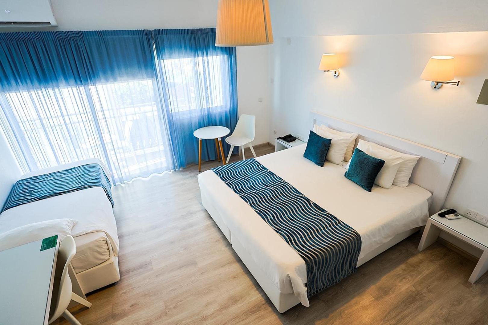 Mikes Kanarium City Hotel ลาร์นาคา ภายนอก รูปภาพ