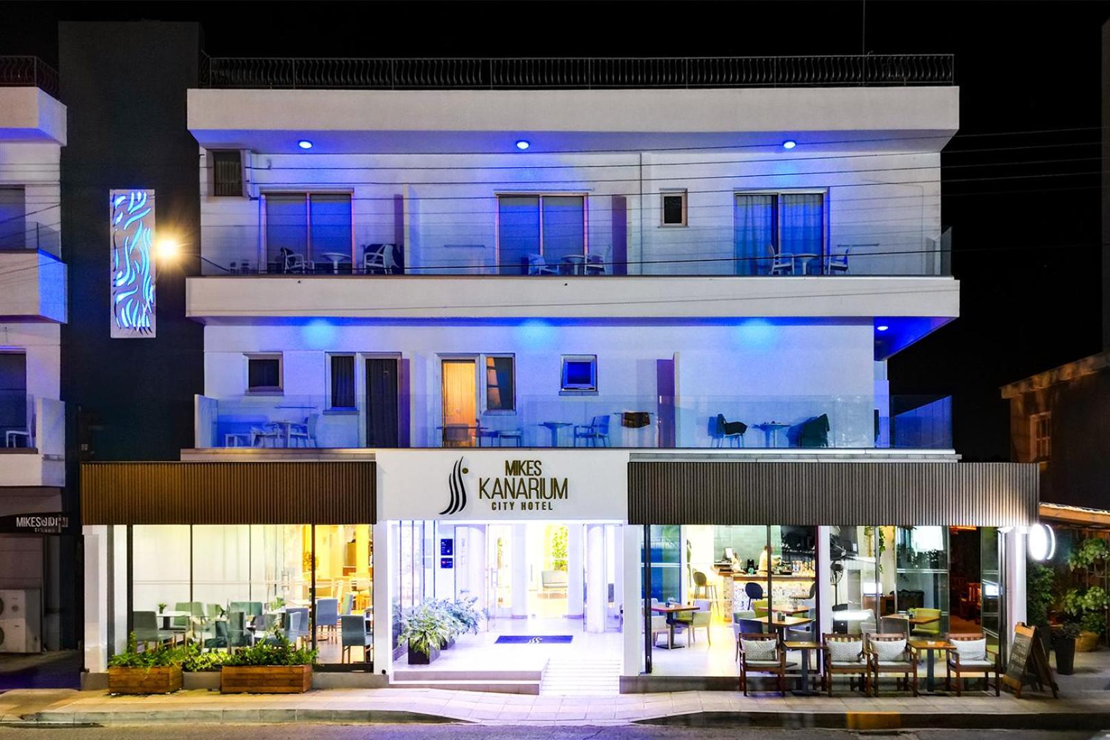 Mikes Kanarium City Hotel ลาร์นาคา ภายนอก รูปภาพ