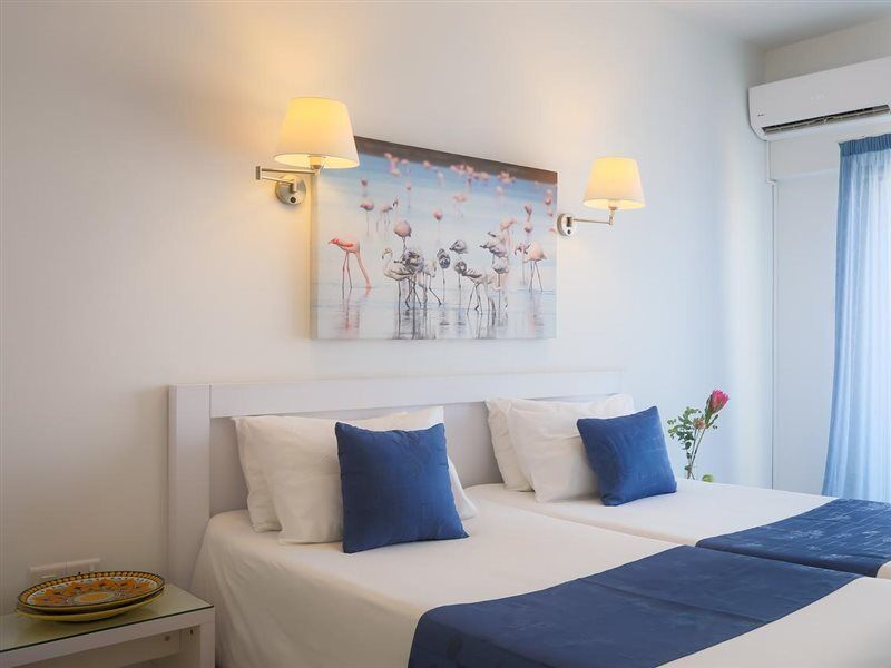 Mikes Kanarium City Hotel ลาร์นาคา ภายนอก รูปภาพ
